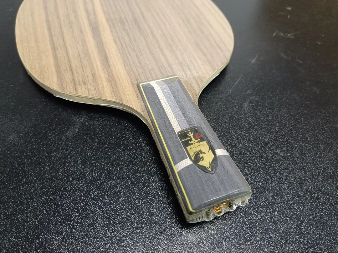 Hard-face inner-fiber blade example